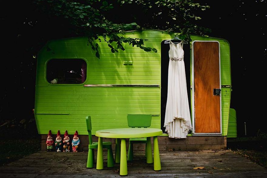 Award Winning Photographs Show The Excitement Of The Bride And Groom On A Great Wedding Day
