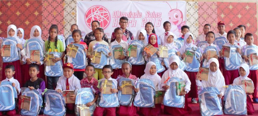 These Indonesian Students Amaze Us With Their Spirit, Proving How Amazing An Opportunity Can Be These Indonesian Students Amaze Us With Their Spirit, Proving How Amazing An Opportunity Can Be