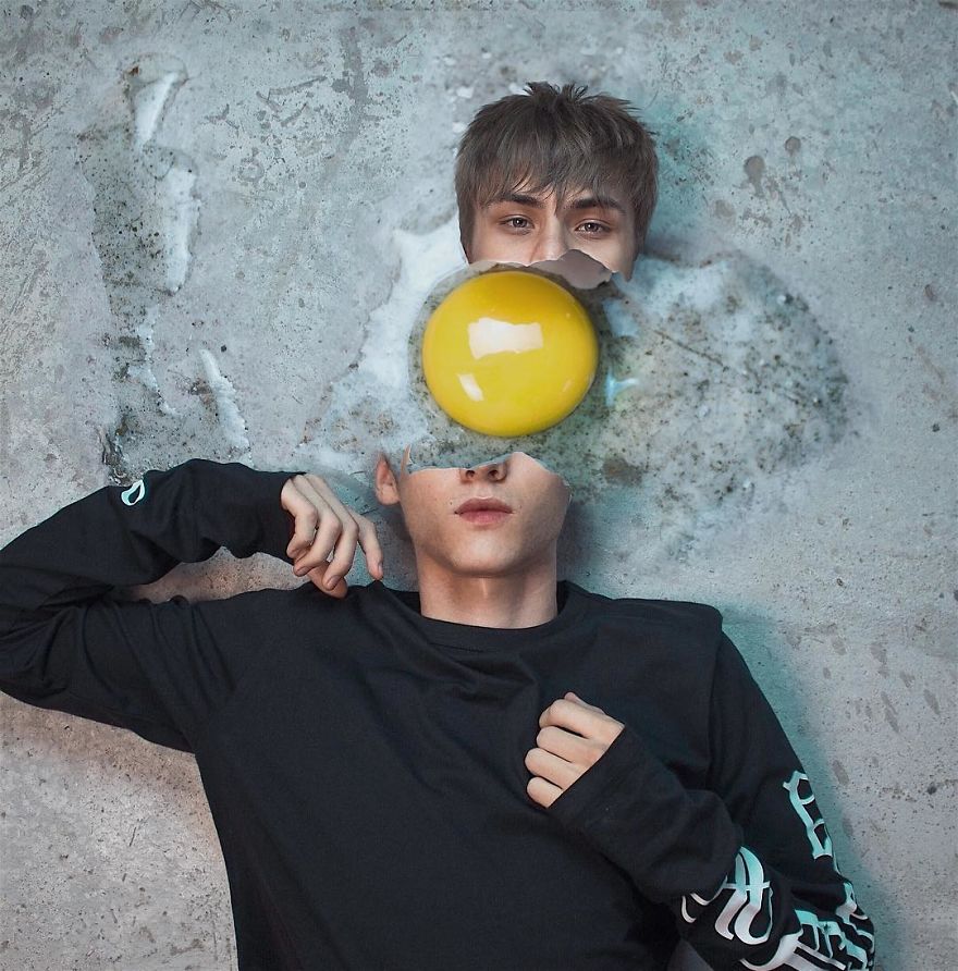 18-Year-Old Russian Artist Impresses With Surrealist Arts