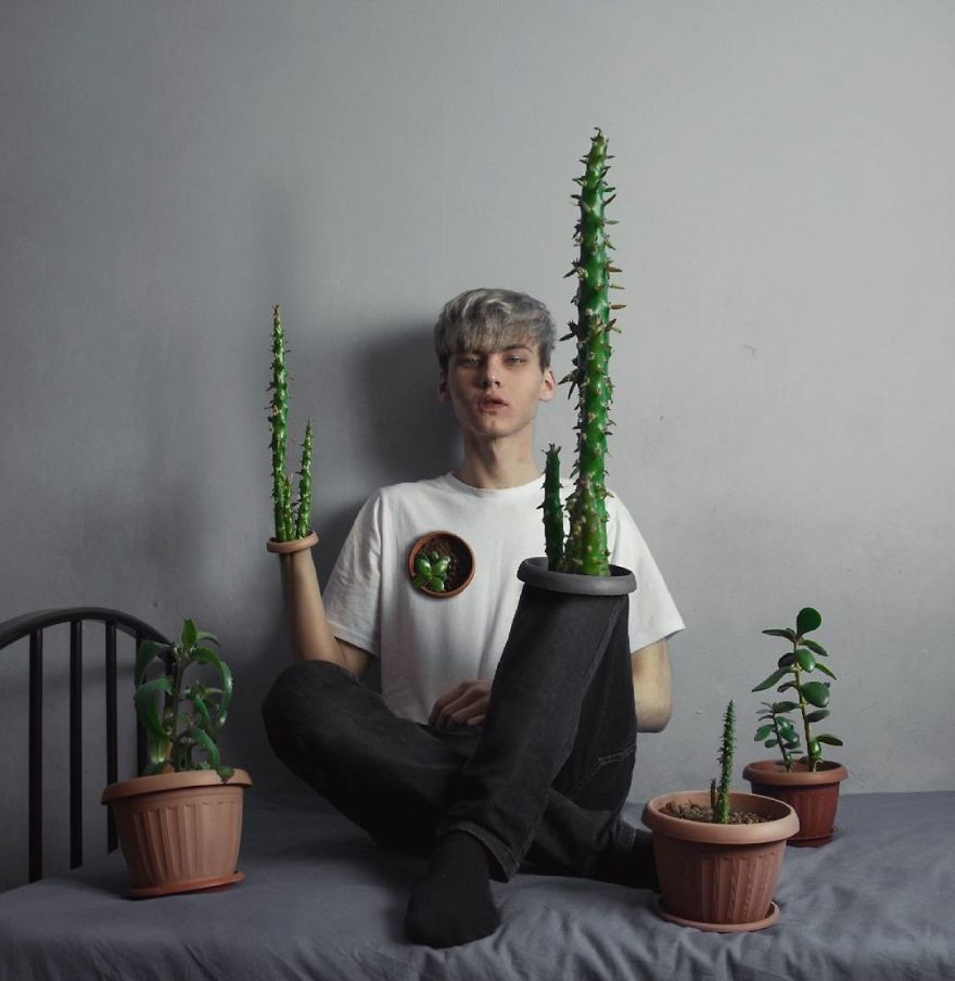 18-Year-Old Russian Artist Impresses With Surrealist Arts