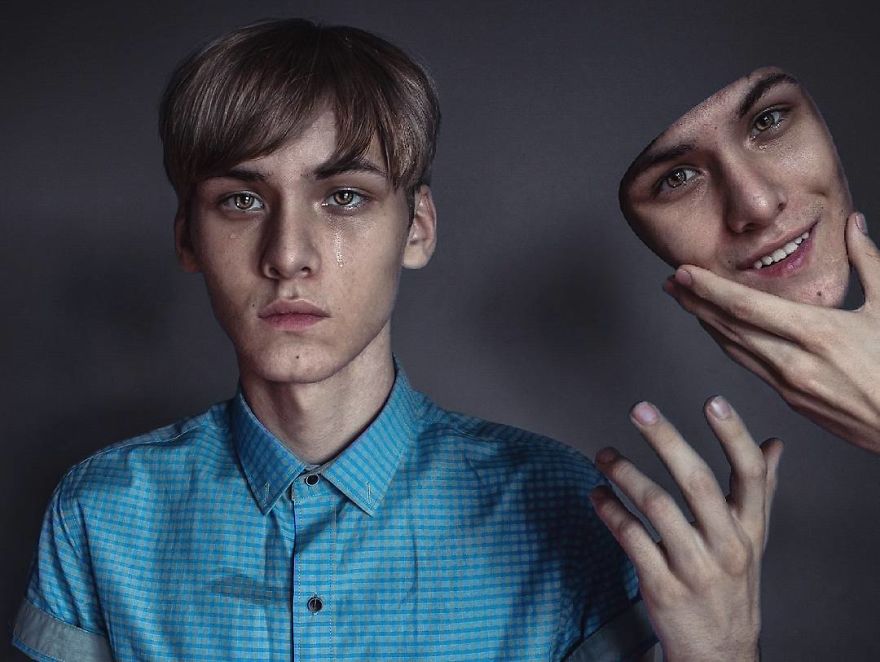 18-Year-Old Russian Artist Impresses With Surrealist Arts