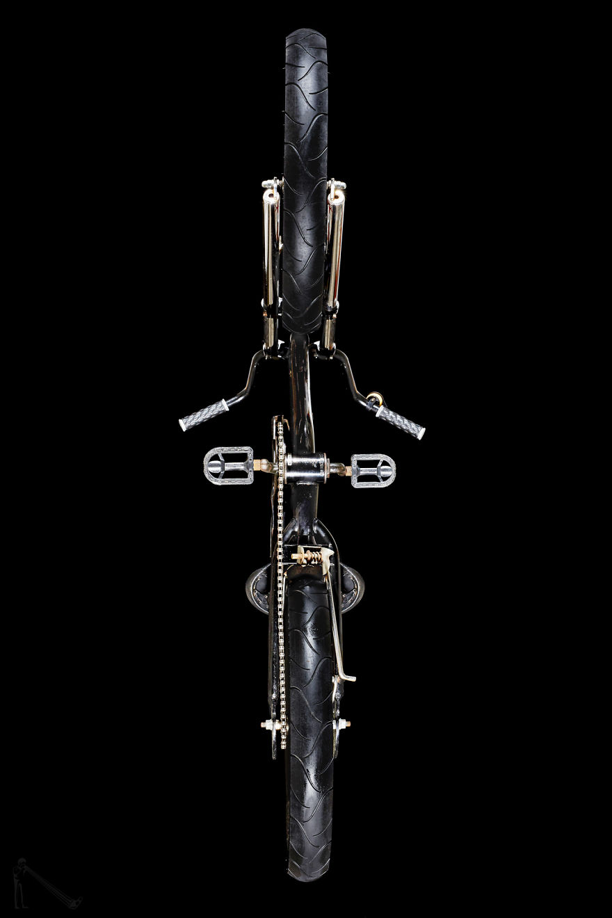 Under-Bikes: I Photograph Bicycles From Underneath