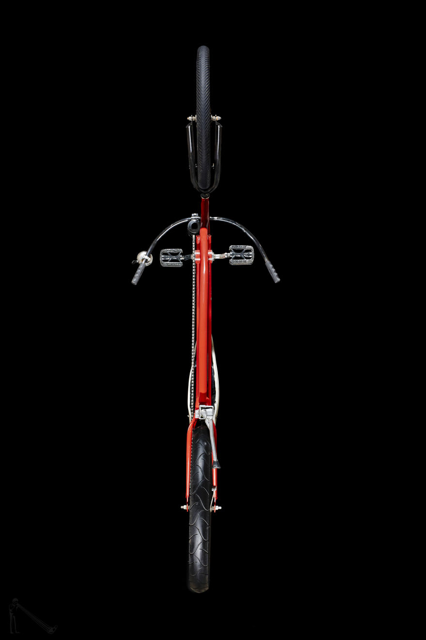 Under-Bikes: I Photograph Bicycles From Underneath