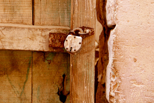 I Captured The Beauty Of Locked Gates Across My Country