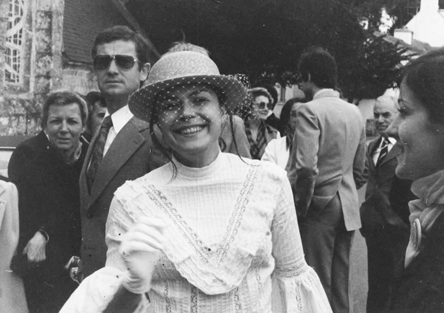 40 Years Later, Daughter Decides To Give Her Mother's Wedding Dress A Second Life