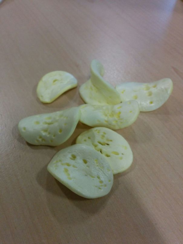 These Packing Peanuts Look Like Potato Chips