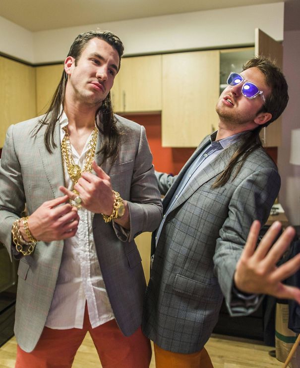 All Hell Broke Loose When I Realized My Hair Was The Same Color As My Girlfriend's Extensions