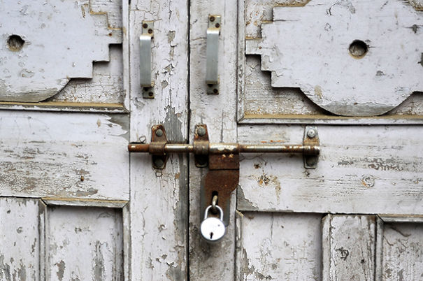 I Captured The Beauty Of Locked Gates Across My Country