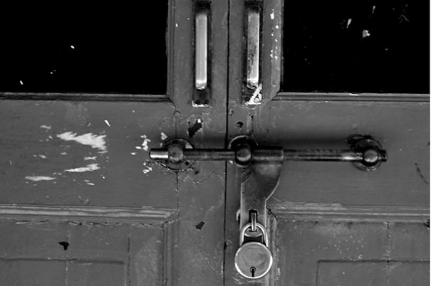 I Captured The Beauty Of Locked Gates Across My Country