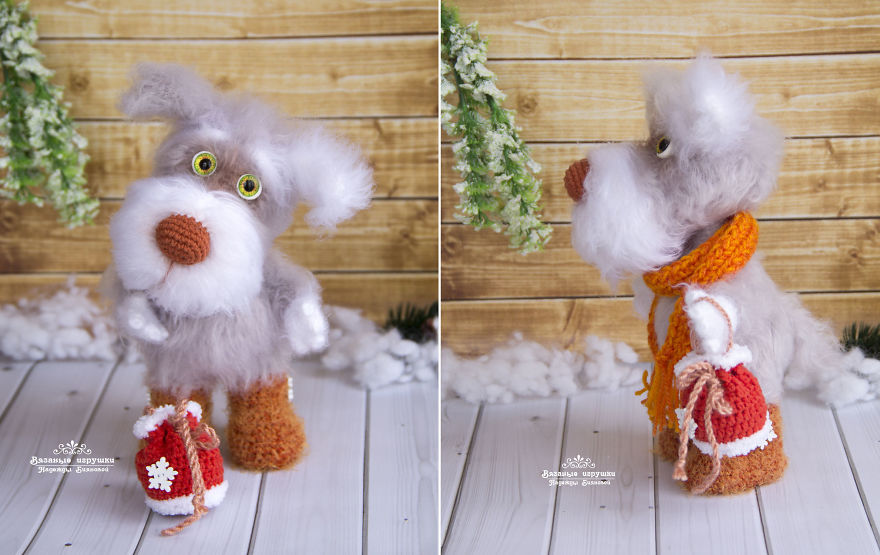 New Year Symbol: Fluffy Crocheted Dogs By Nadezhda Bianova New Year Symbol: Fluffy Crocheted Dogs By Nadezhda Bianova