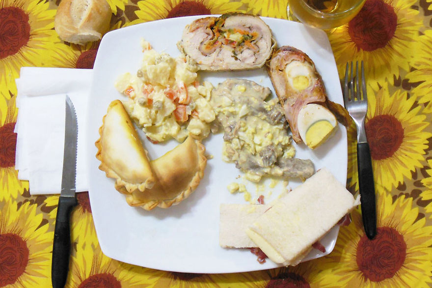 We Asked People All Over The Word What They Eat For Christmas Dinner We Asked People All Over The Word What They Eat For Christmas Dinner