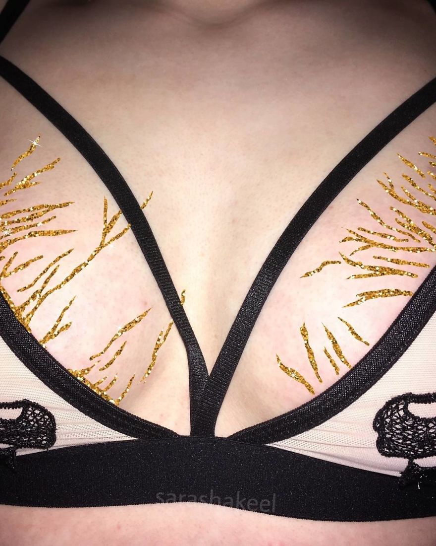 Artist Turns Stretch Marks Into Art In Order To Encourage People To Be Proud Of Them Artist Turns Stretch Marks Into Art In Order To Encourage People To Be Proud Of Them