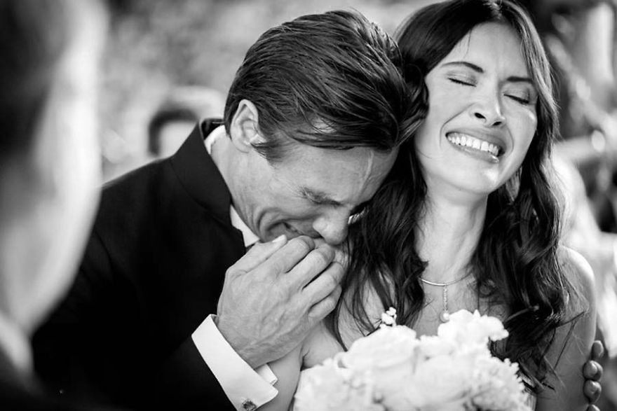 Award Winning Photographs Show The Excitement Of The Bride And Groom On A Great Wedding Day