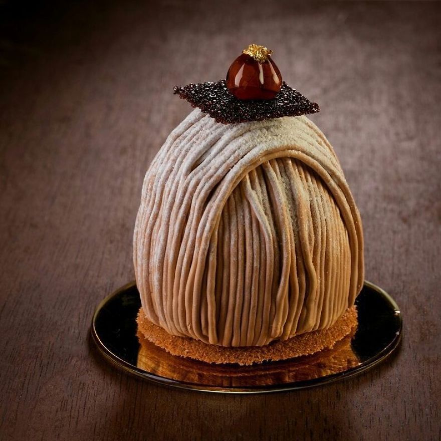 Believe Me, These Wonderful Desserts Are Porcelain Sculptures