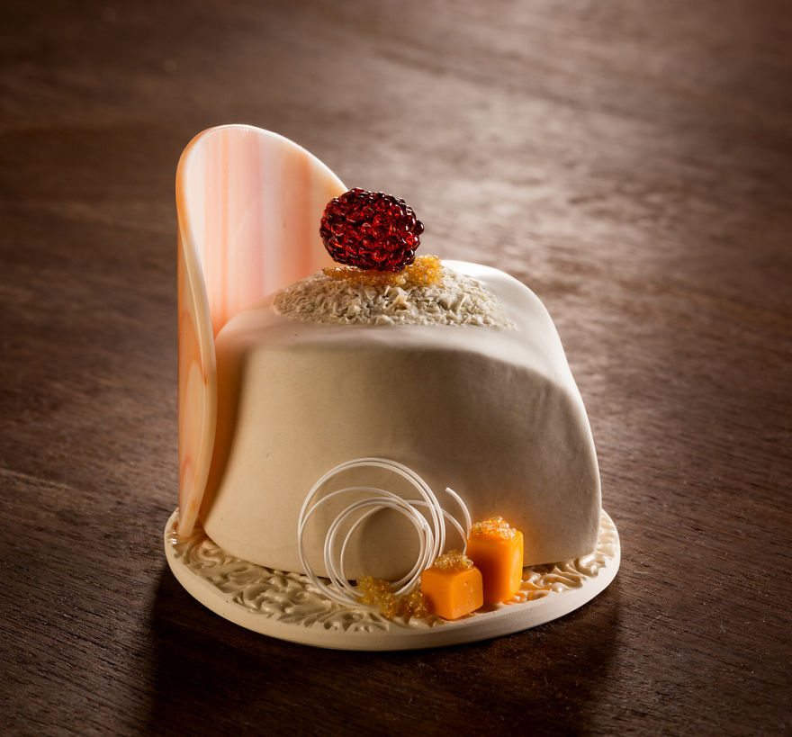 Believe Me, These Wonderful Desserts Are Porcelain Sculptures