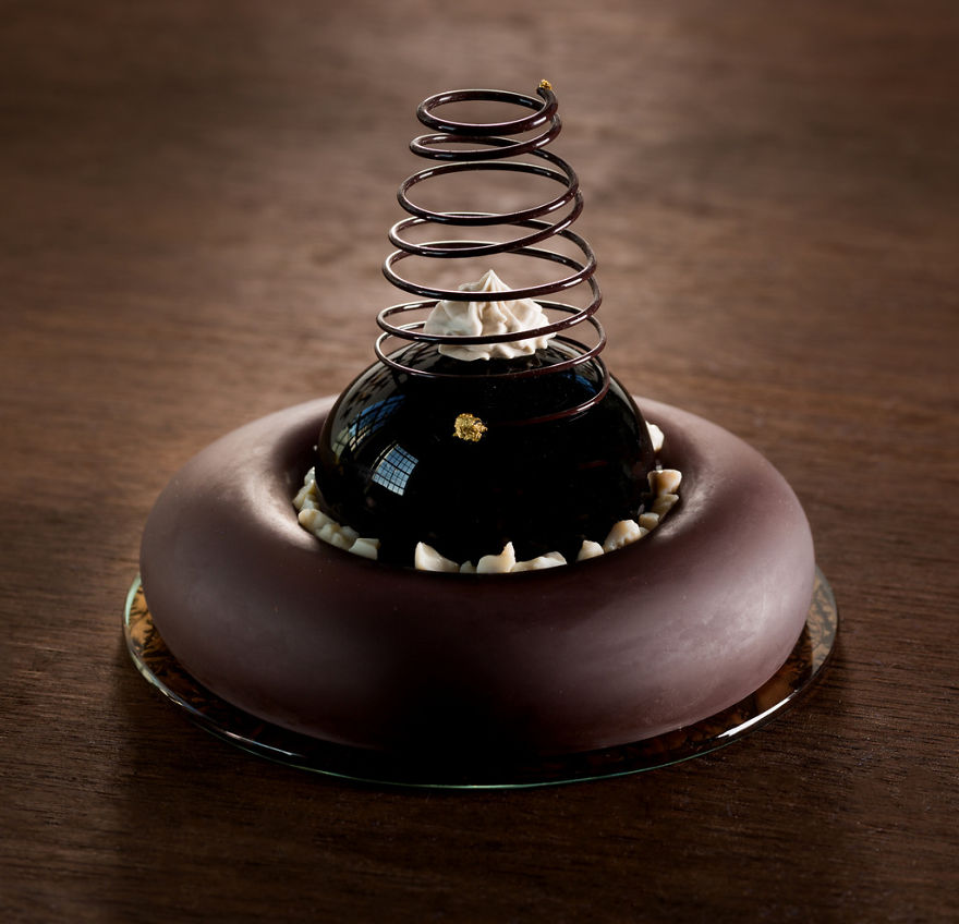 Believe Me, These Wonderful Desserts Are Porcelain Sculptures