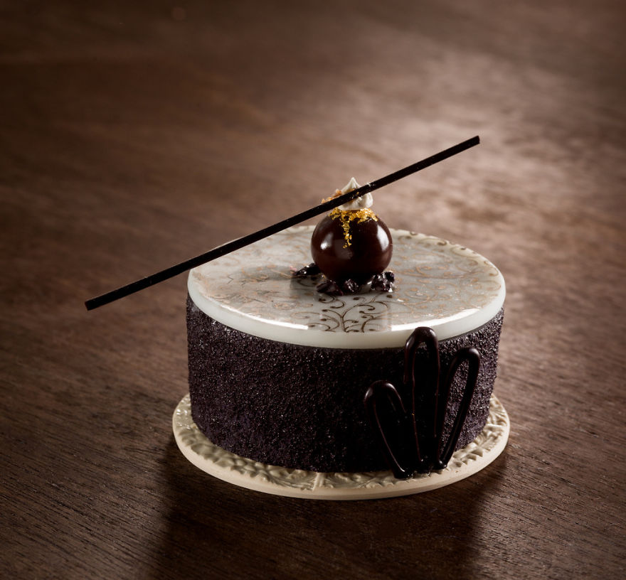 Believe Me, These Wonderful Desserts Are Porcelain Sculptures