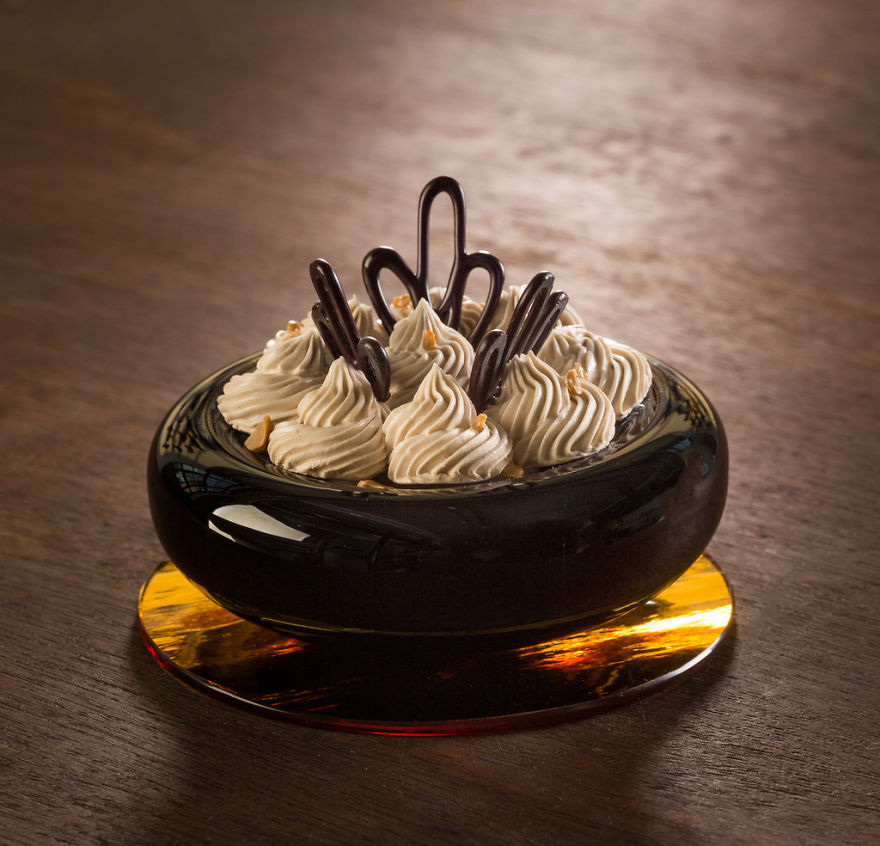 Believe Me, These Wonderful Desserts Are Porcelain Sculptures