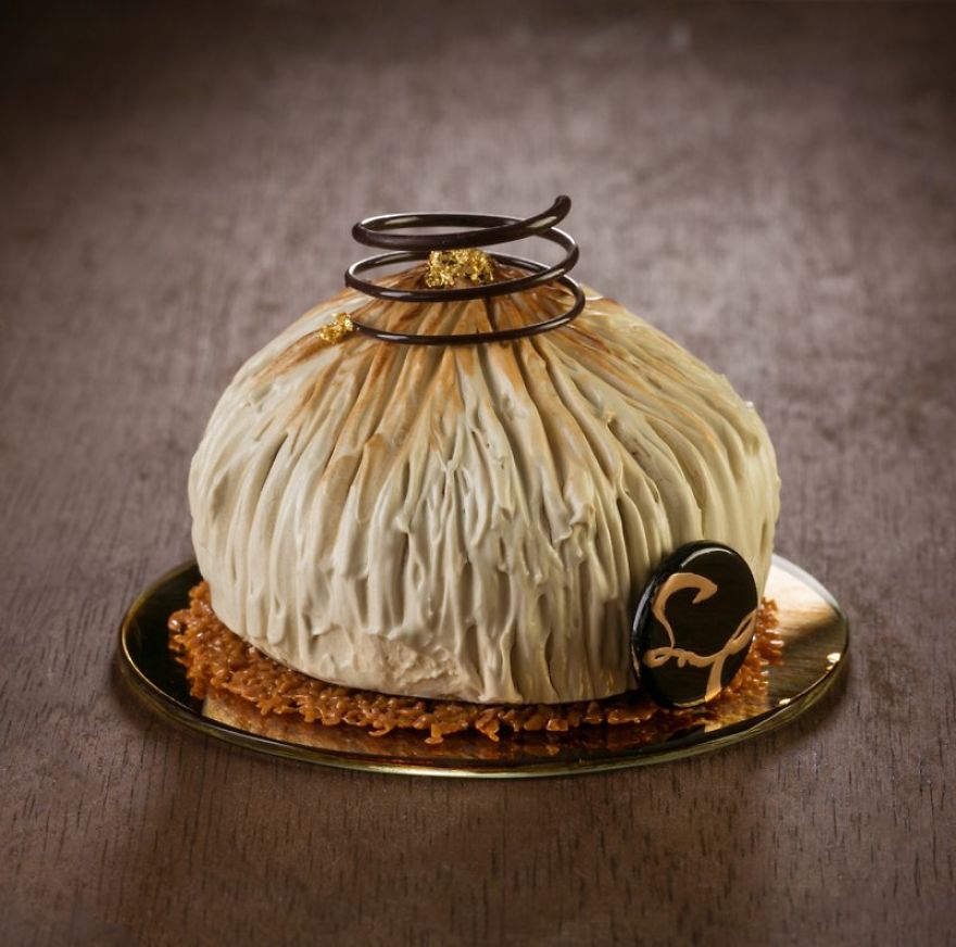 Believe Me, These Wonderful Desserts Are Porcelain Sculptures