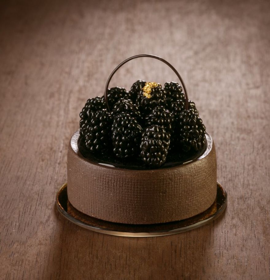 Believe Me, These Wonderful Desserts Are Porcelain Sculptures