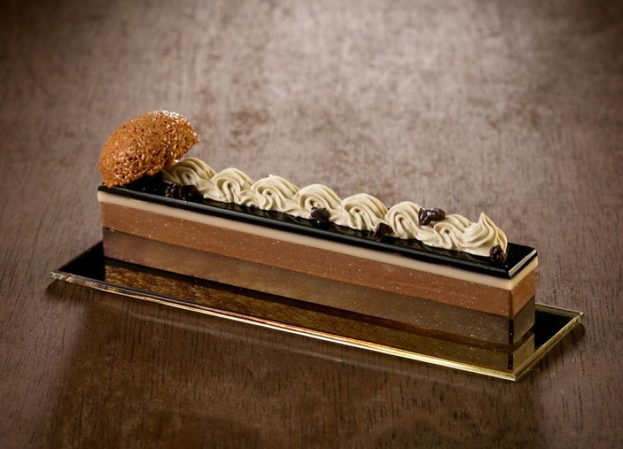 Believe Me, These Wonderful Desserts Are Porcelain Sculptures