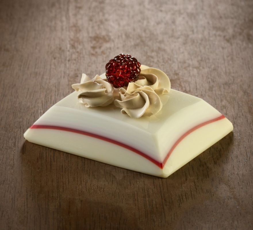 Believe Me, These Wonderful Desserts Are Porcelain Sculptures