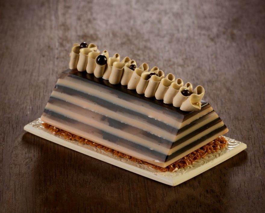 Believe Me, These Wonderful Desserts Are Porcelain Sculptures