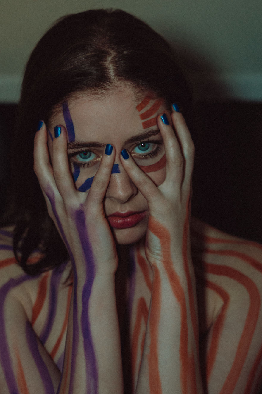 Photographer Combines Paint And Portrait Photography Like No One Else Ever Has Photographer Combines Paint And Portrait Photography Like No One Else Ever Has