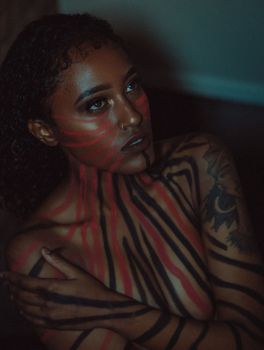 Photographer Combines Paint And Portrait Photography Like No One Else Ever Has