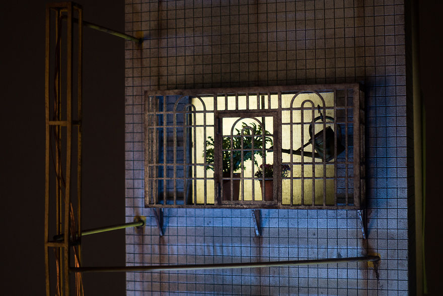 Urban Decay Miniature Sculptures Urban Decay Miniature Sculptures