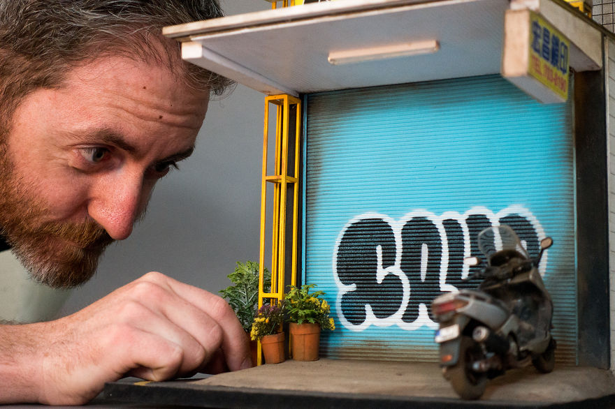 Urban Decay Miniature Sculptures