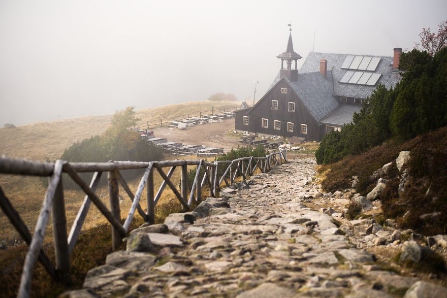 Incredible Temperature Inversion In The Karkonosze Mountains