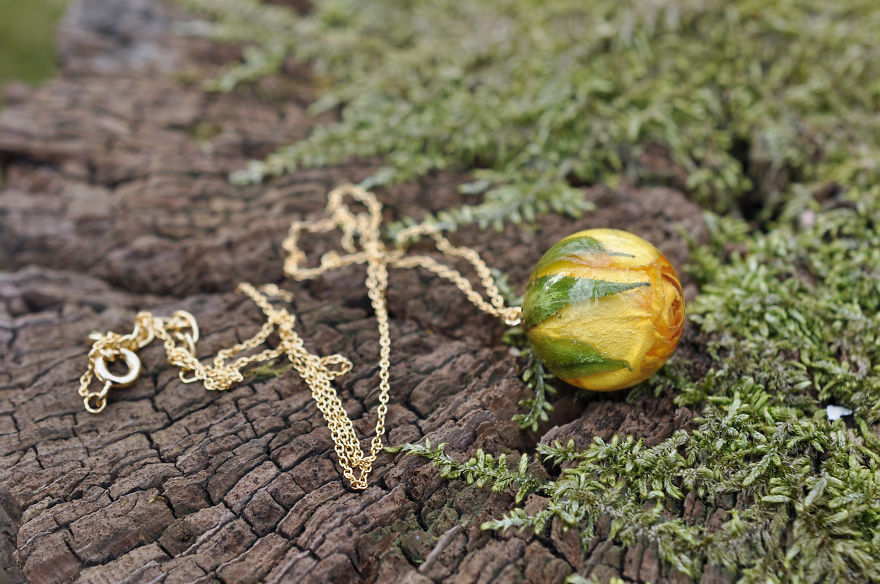 I Make Resin Jewelry Out Of Real Flowers