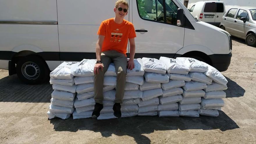 Helping 850 Dogs Is Not Easy At All...but It Makes Me Happy Helping 850 Dogs Is Not Easy At All...but It Makes Me Happy