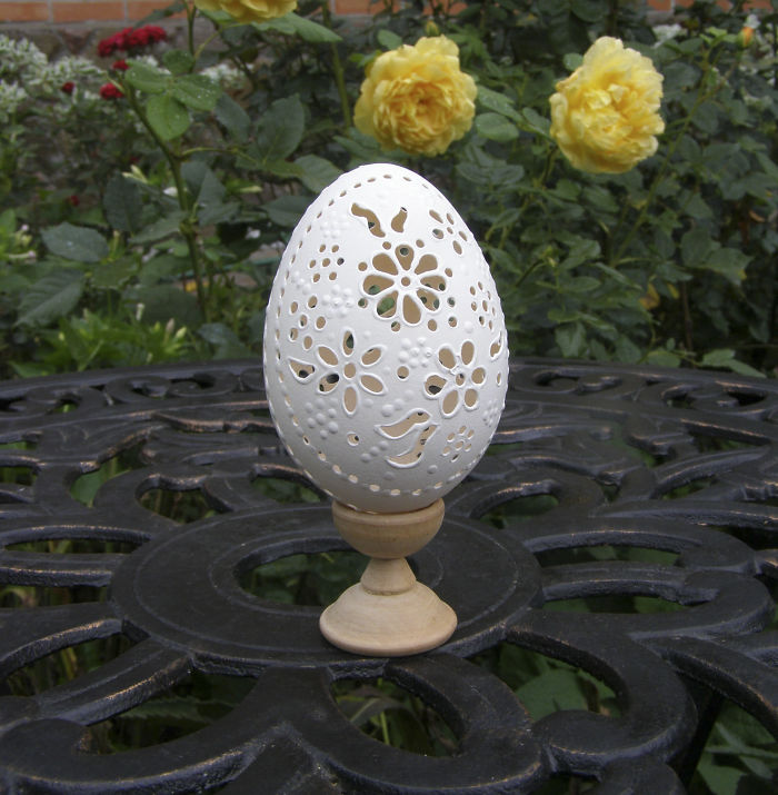 I Spend Hours Carving Eggshells Into The Most Fragile Artworks