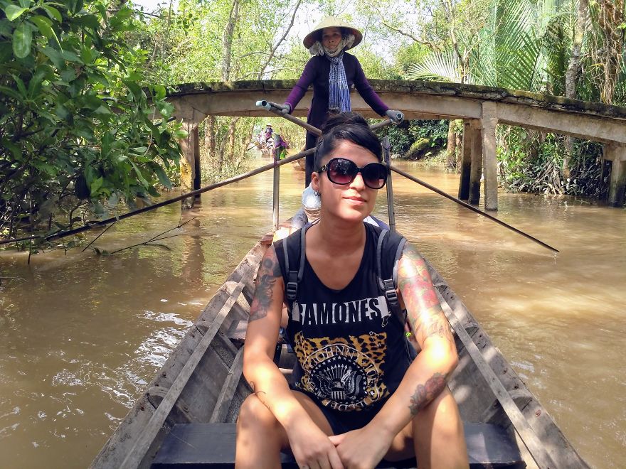 I Am An Artist Who Lives Out Of My Luggage So I Can Travel The World I Am An Artist Who Lives Out Of My Luggage So I Can Travel The World