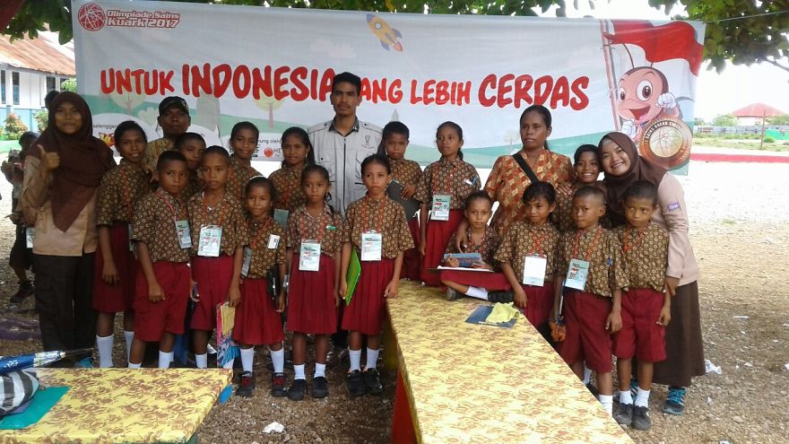These Indonesian Students Amaze Us With Their Spirit, Proving How Amazing An Opportunity Can Be