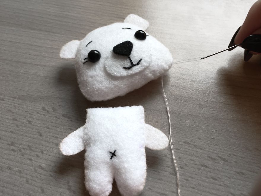 How To Sew A Felt Polar Bear Explained In 12 Simple Steps How To Sew A Felt Polar Bear Explained In 12 Simple Steps