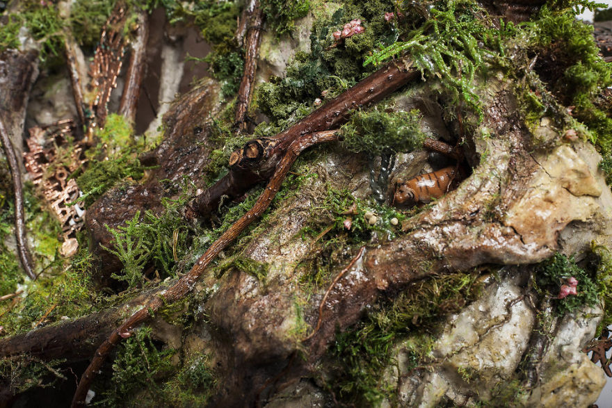 Artist Combines Nature And Technology In His Latest Sculpture Of Modern-Day Protector Artist Combines Nature And Technology In His Latest Sculpture Of Modern-Day Protector