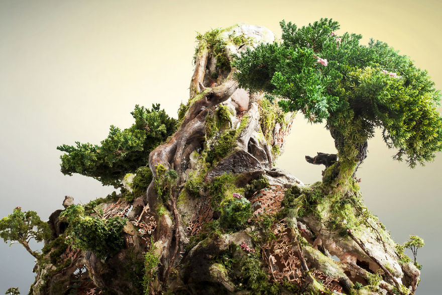 Artist Combines Nature And Technology In His Latest Sculpture Of Modern-Day Protector Artist Combines Nature And Technology In His Latest Sculpture Of Modern-Day Protector