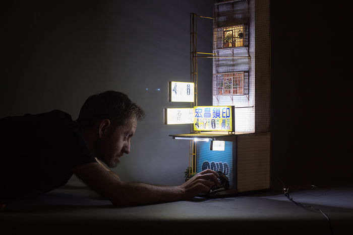 Urban Decay Miniature Sculptures