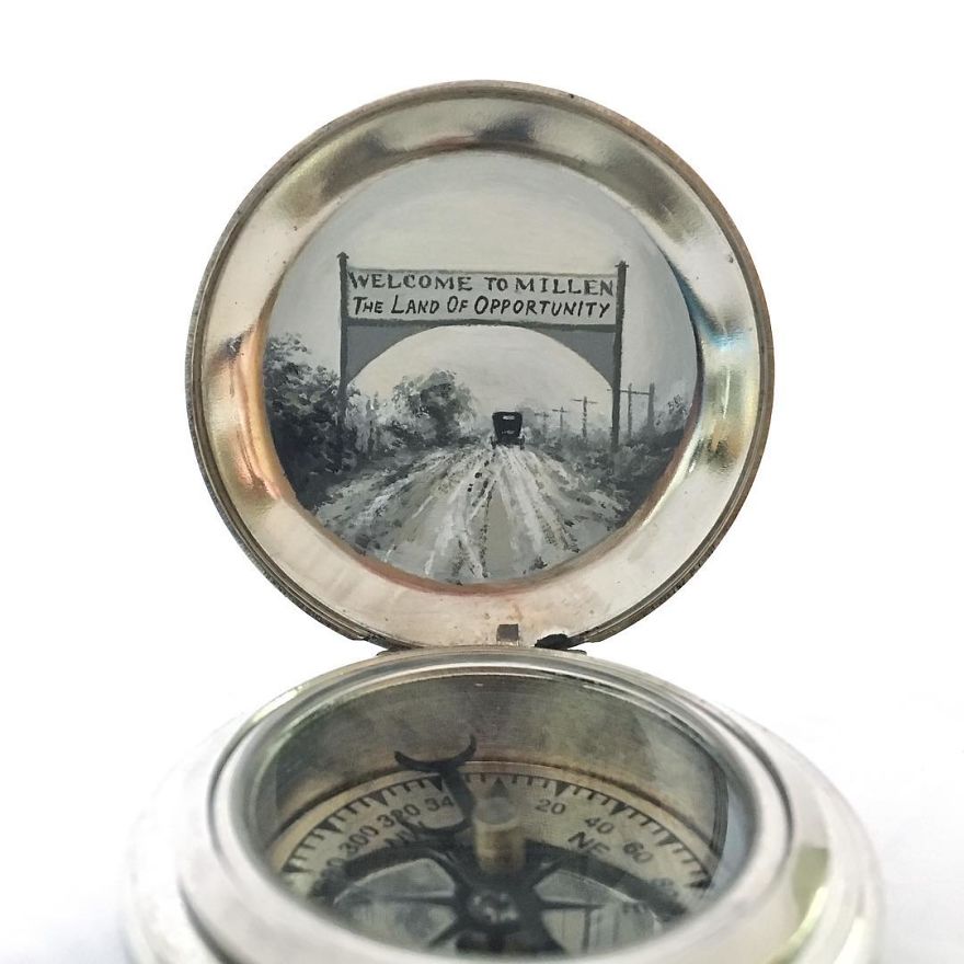 I Encourage People To Find Their Way By Painting Miniature Scenes On Compasses I Encourage People To Find Their Way By Painting Miniature Scenes On Compasses