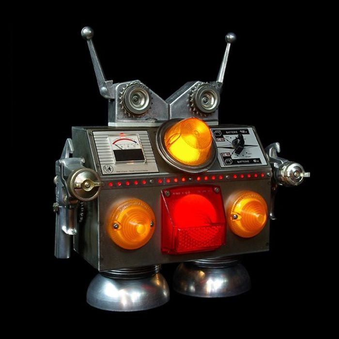 Robots Reborn. Upcycled Illuminated Art Robot Sculptures By +brauer