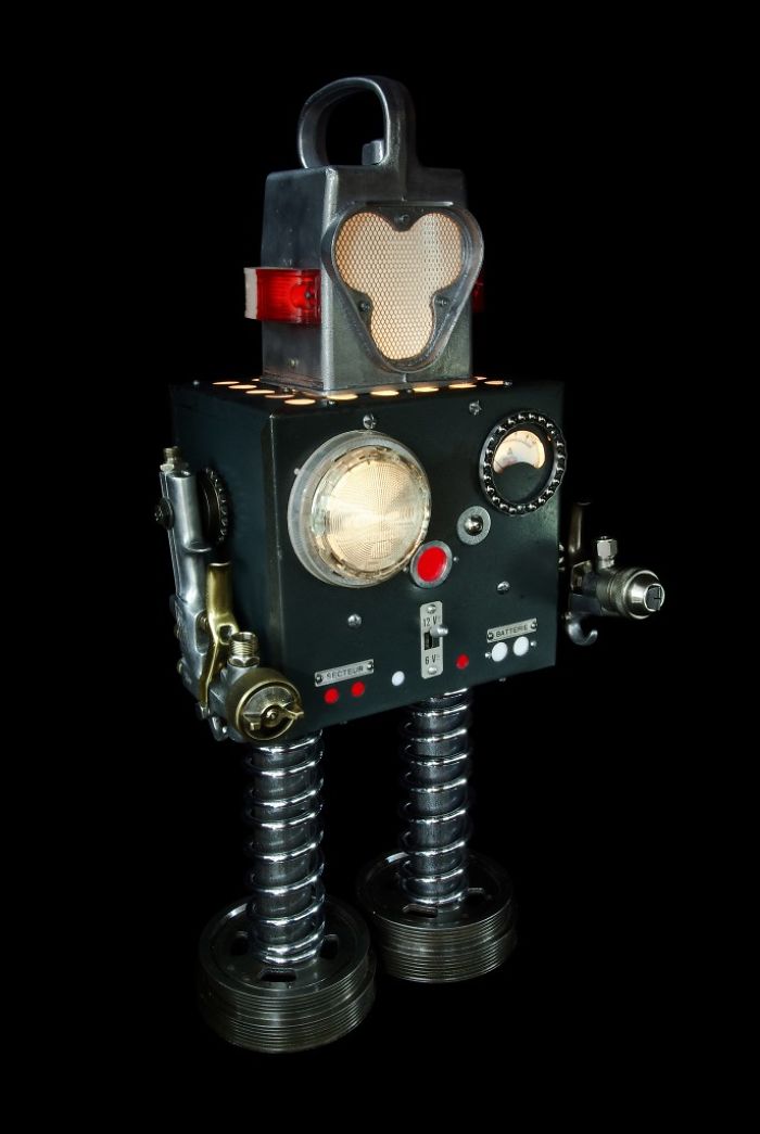 Robots Reborn. Upcycled Illuminated Art Robot Sculptures By +brauer