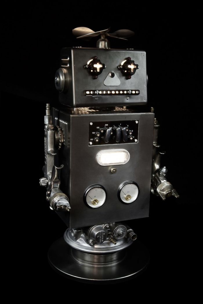 Robots Reborn. Upcycled Illuminated Art Robot Sculptures By +brauer