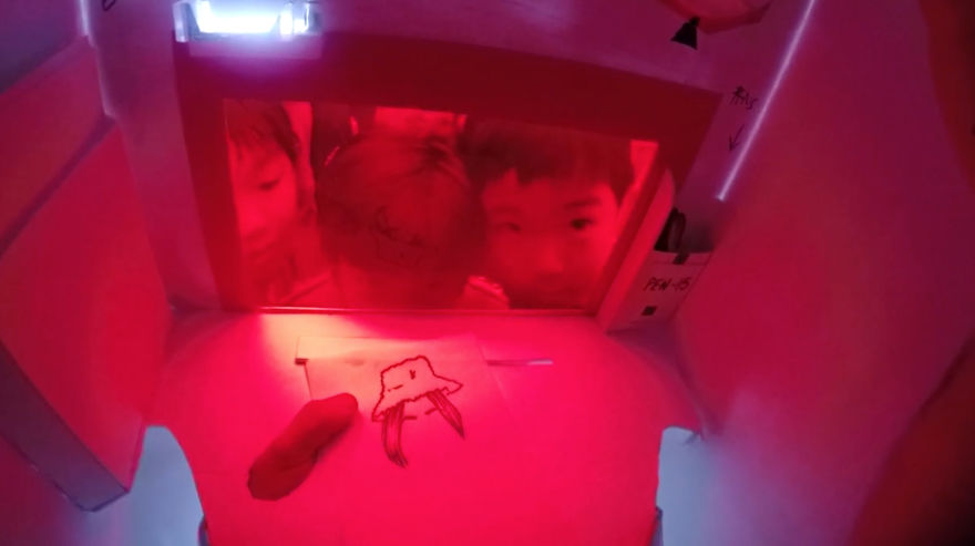 I Built A Drawing Vending Machine On My Trip To Japan