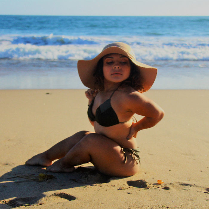 This 3ft 4in Model Is Breaking All Stereotypes In The Fashion Industry