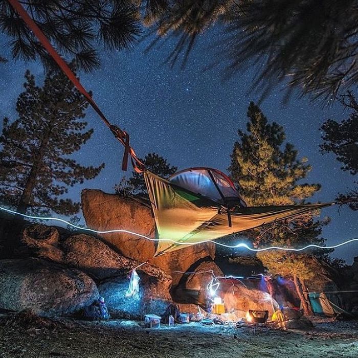 This Woman Has Fun On Instagram With Photos Of People Pretending To Sleep In The Middle Of Nowhere