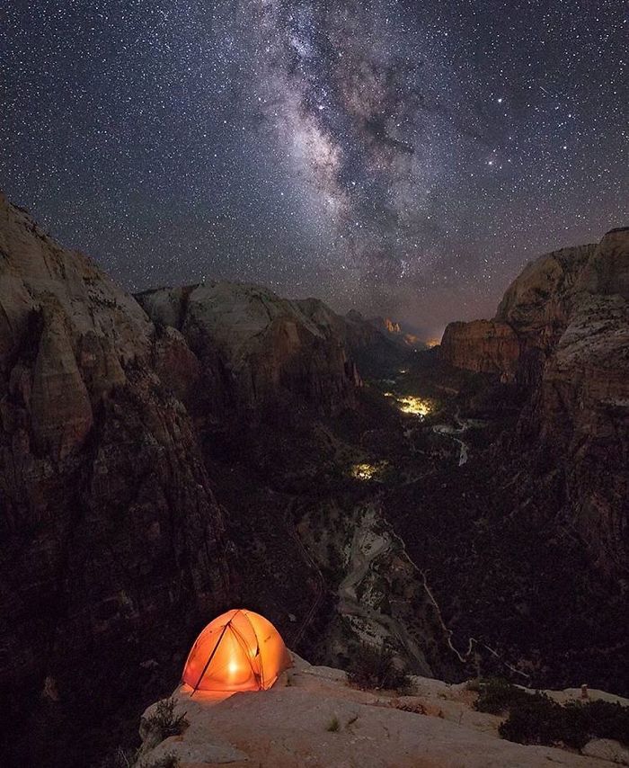 This Woman Has Fun On Instagram With Photos Of People Pretending To Sleep In The Middle Of Nowhere