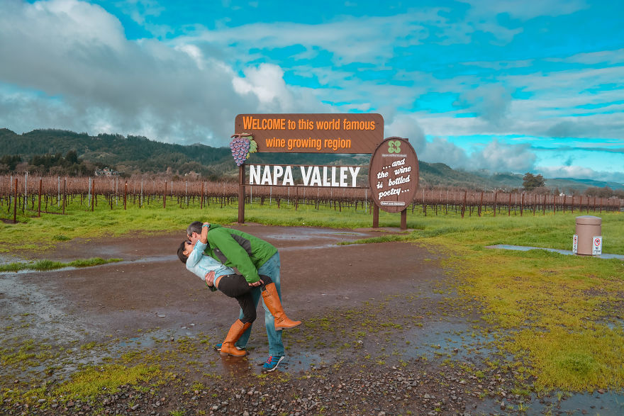 Couple Living 8,000 Miles Apart Keep Meeting Halfway For 3 Years To Take The Same Adorable Picture But Then He Decides To Change Things Up Couple Living 8,000 Miles Apart Keep Meeting Halfway For 3 Years To Take The Same Adorable Picture But Then He Decides To Change Things Up